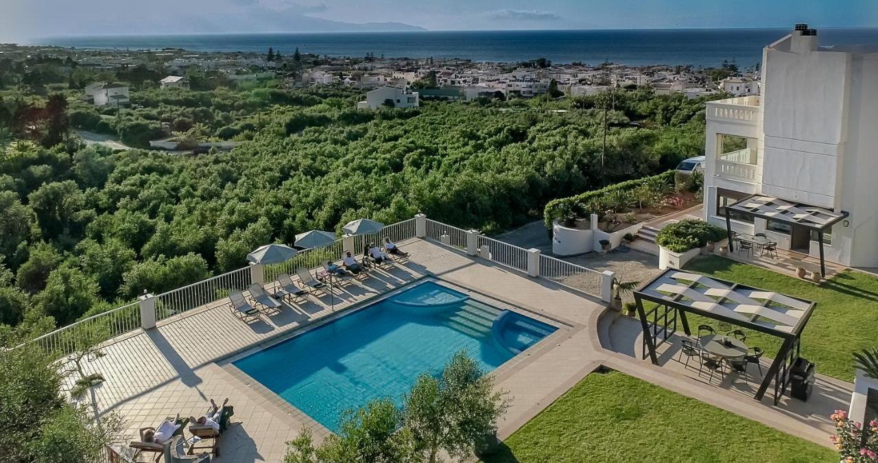 Villa Cretan Blu Platanias Platanés Exterior foto